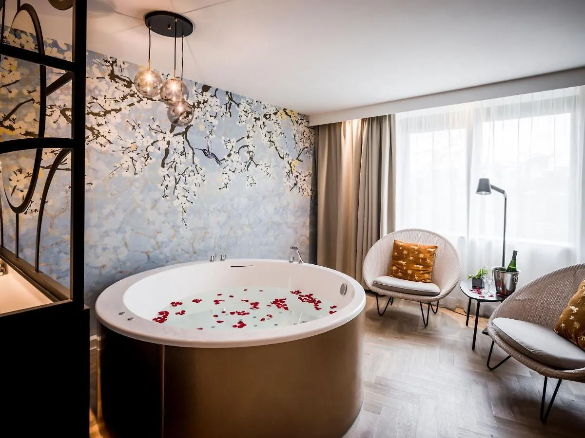 Hotel Van Der Valk Maastricht 4*,  Países Baixos